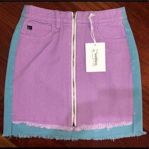 Brand new mini skirt!!